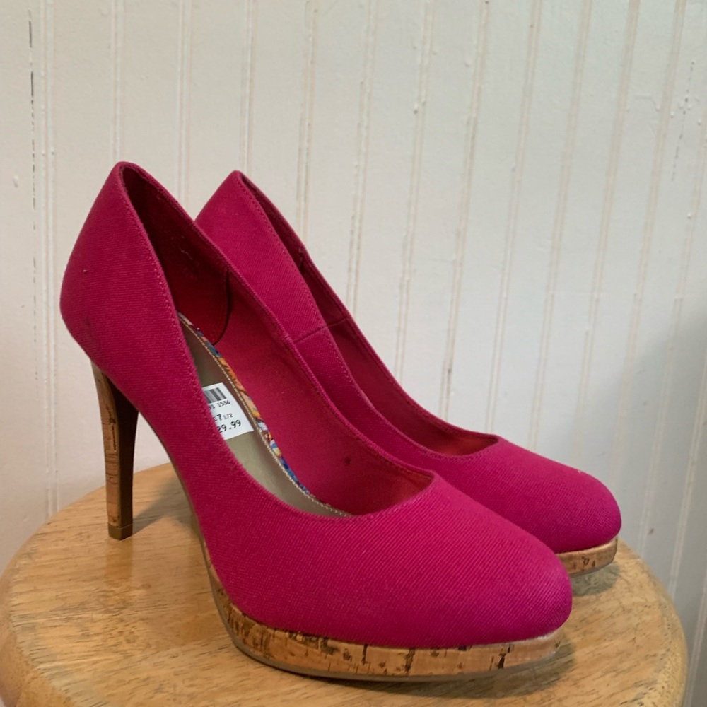 Pink heels